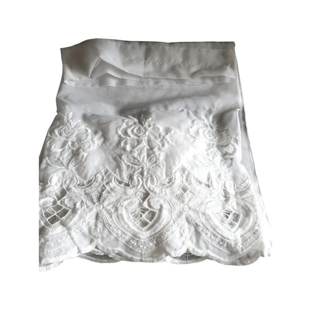Vintage White Floral Embroidered Lace Sheer Curtain Valance 21 1/2